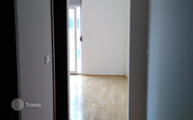 1-Bedroom Apartment with Sea View in Petrovac, Montenegro, photo 2