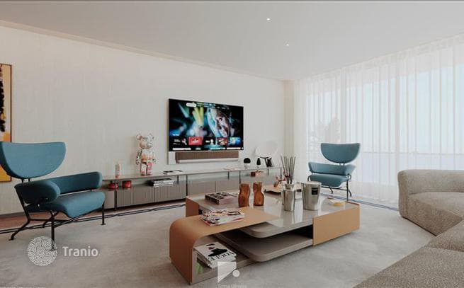2-Bedroom Apartment with Parking in Funchal, Madeira, photo 2