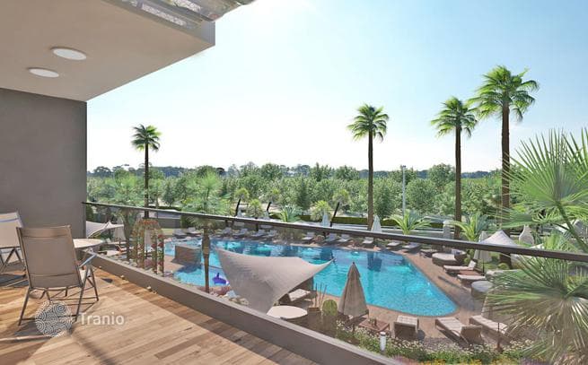 3-Bedroom Penthouse with Balcony and Terrace in Kargicak, Alanya