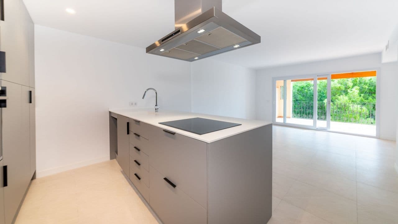 2-Bedroom Apartment in Andratx, photo 4