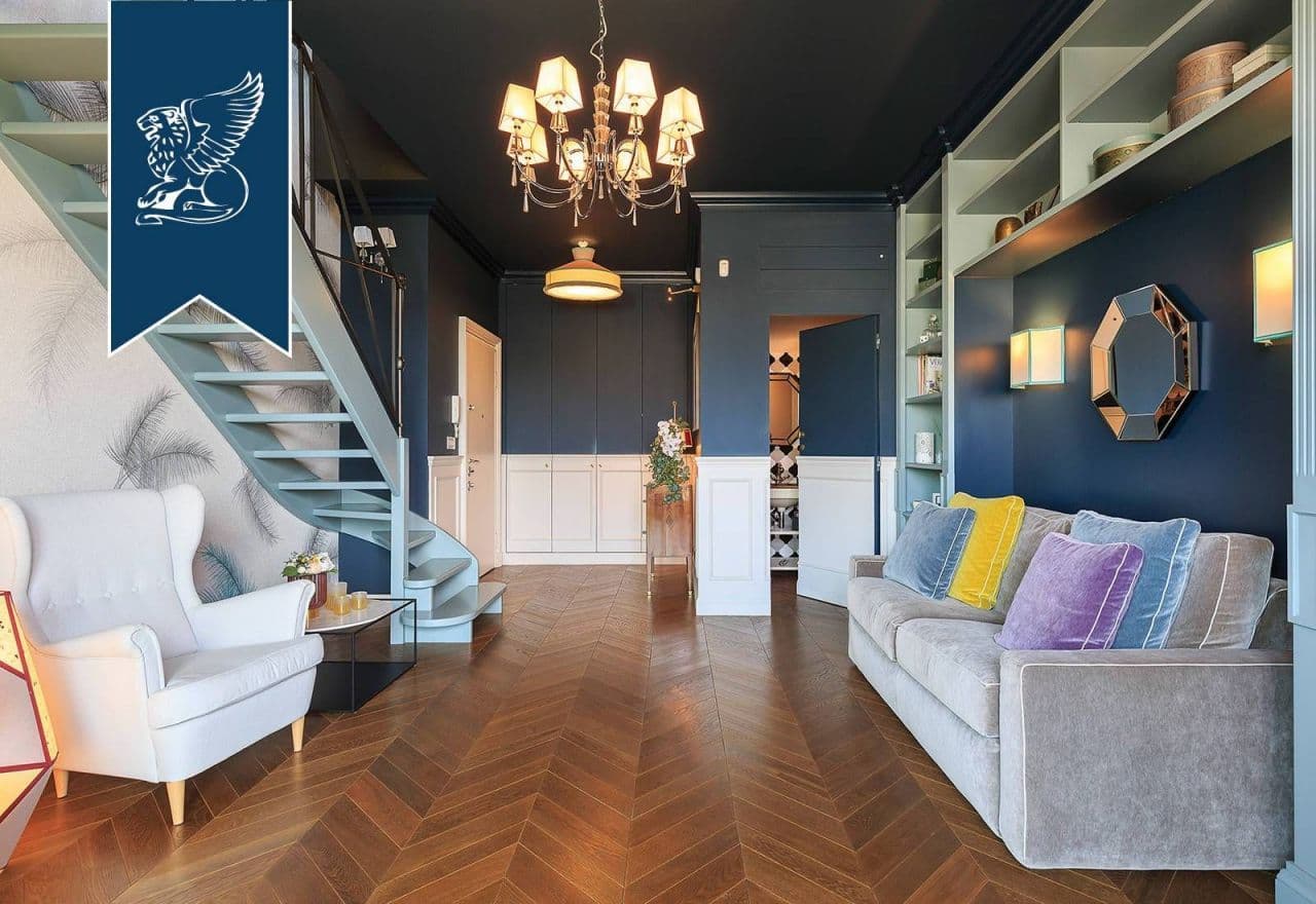 5-Bedroom Apartment in Milan, photo 2