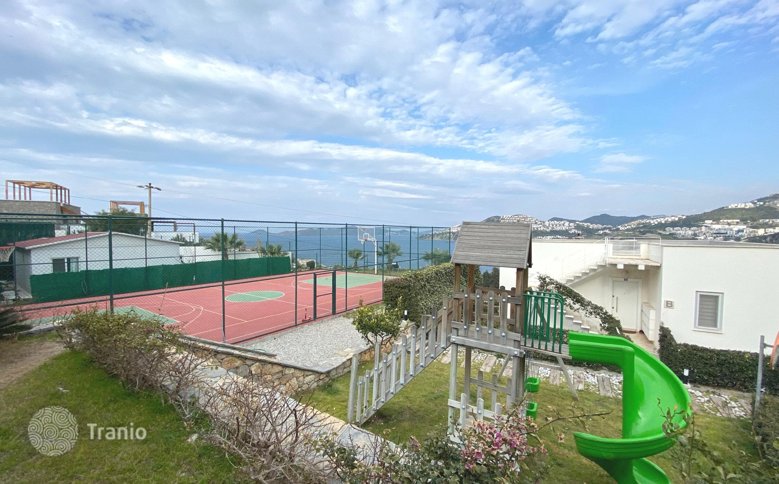 2-Bedroom Apartment with Sea View in Bodrum, photo 5