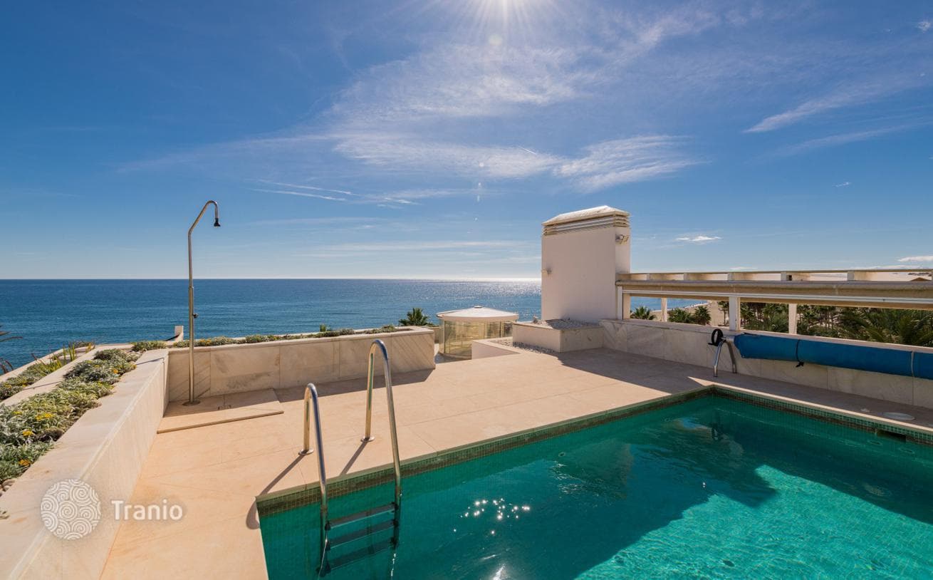 3-Bedroom Penthouse Duplex with Sea View in Puerto Banus, Marbella
