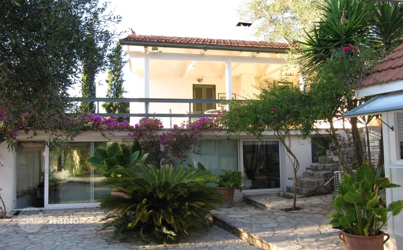 2-Story Villa with Private Pool and Guest House in Gaios, Paxos