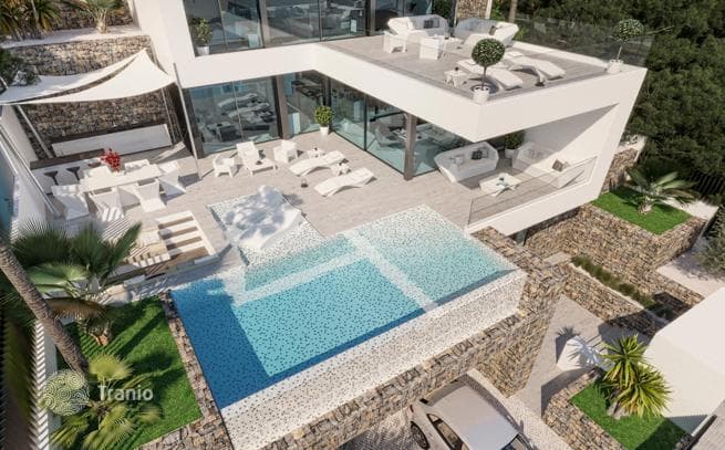 3-Story Villa with Private Pool and Sea View in Calpe, Alicante, photo 2