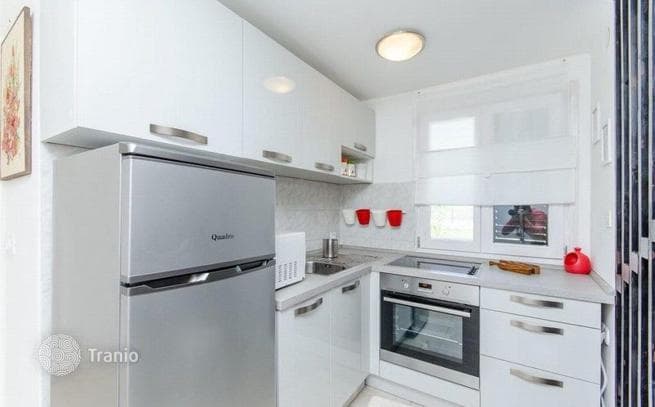 2-Bedroom House with Private Pool and Garden in Šolta, photo 4