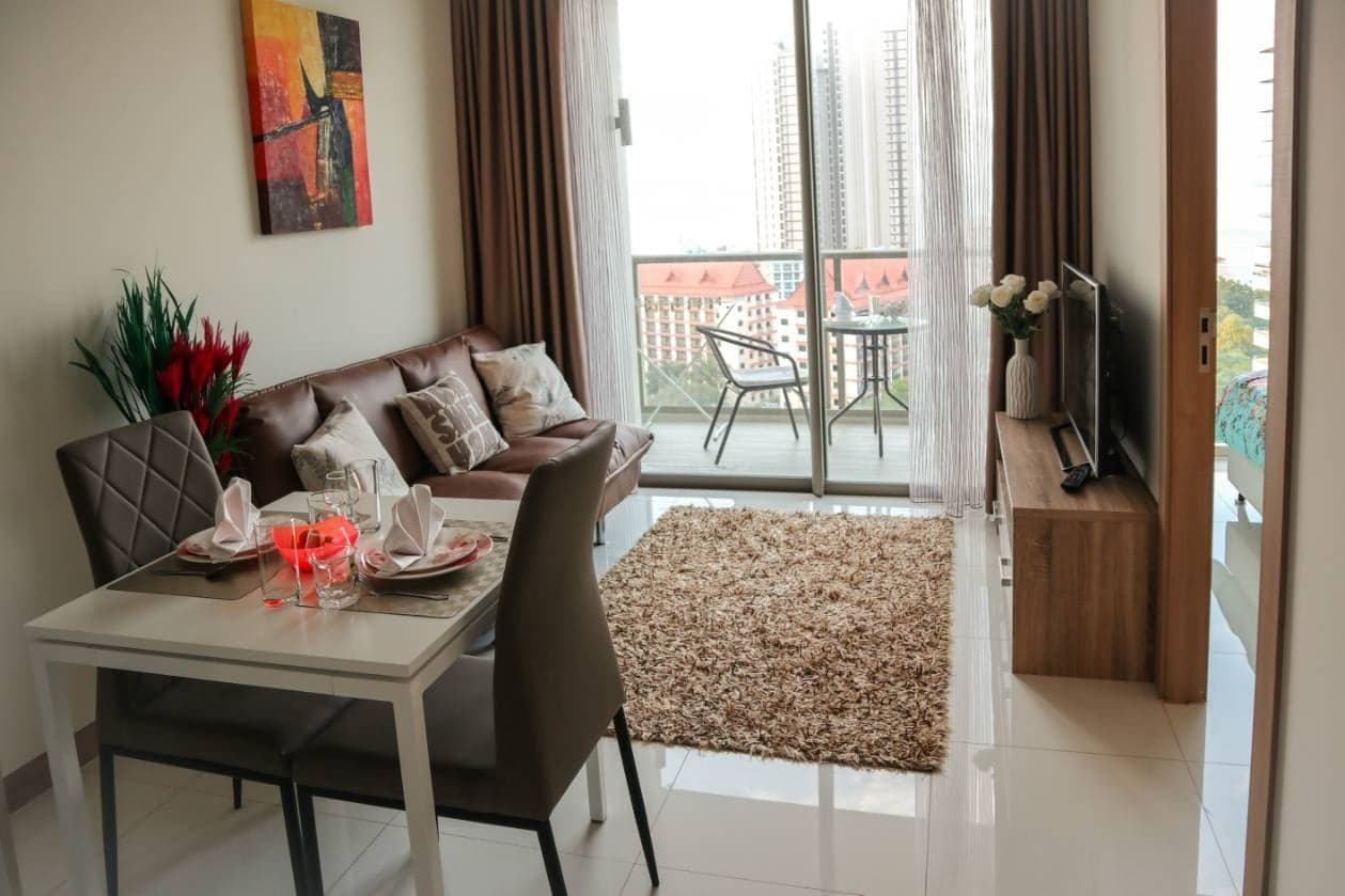 1-Bedroom Condo with Sea View in Wongamat, Pattaya, photo 3