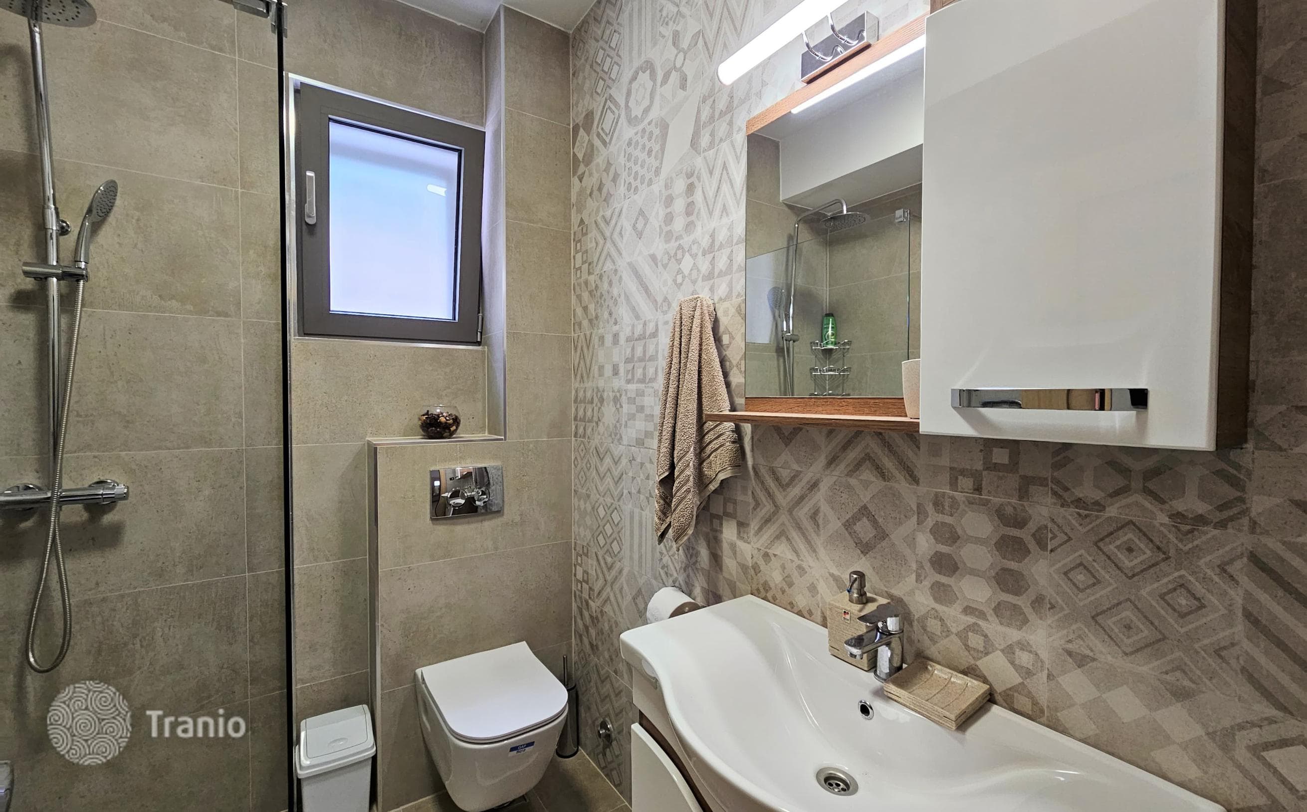 1-Bedroom Apartment with Terrace in Dobrota, Kotor, photo 2