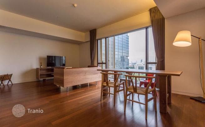 1-Bedroom Condo in Pathum Wan, Bangkok