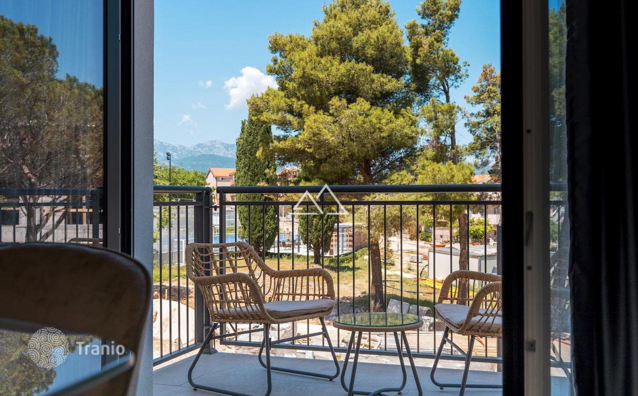 2-Bedroom Apartment in Centrale Lustica Bay, Lustica, photo 3