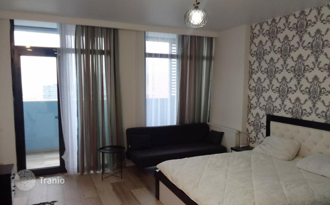Studio with City and Mountain Views Near the Sea in Batumi, photo 5