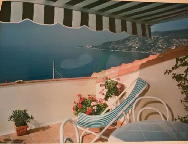 3-Bedroom Apartment in Ospedaletti