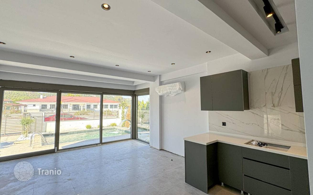 3-Bedroom House with Mountain View in Kemer, Antalya, photo 4