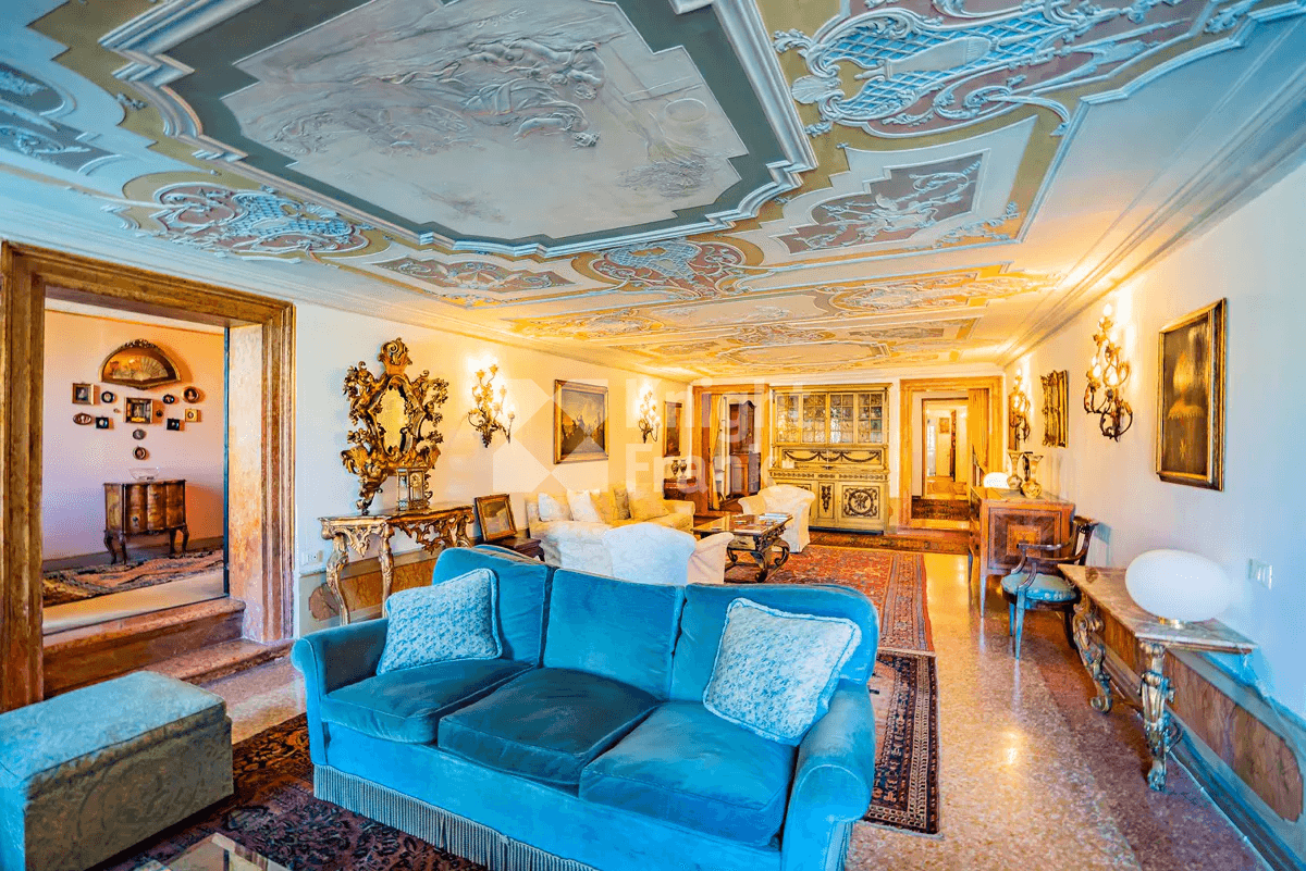 3-Bedroom Apartment in Venice, photo 3