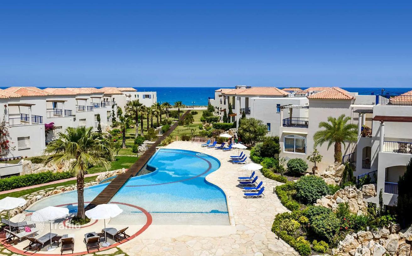 Beachfront Residence with Gardens in Chania, Crete, photo 5
