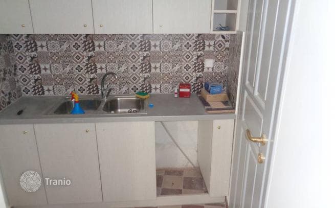 Studio with Garden in Metaxourgio, Athens, photo 3