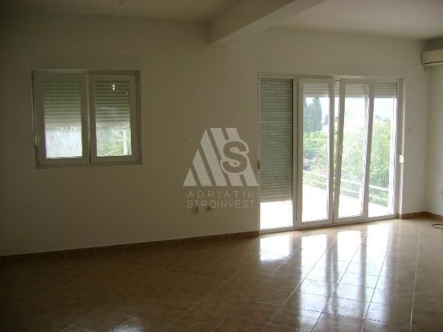 Apartment in Baosici, Montenegro, photo 2