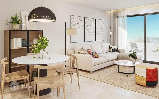 Penthouse with Solarium and Sea View in Torrevieja