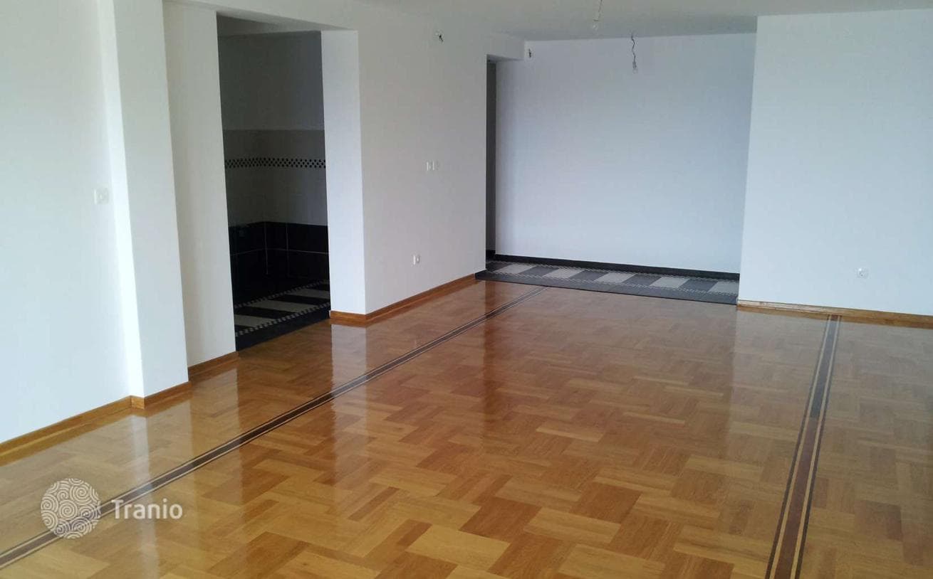 2-Bedroom Apartment with Sea View in Petrovac, Budva, photo 5