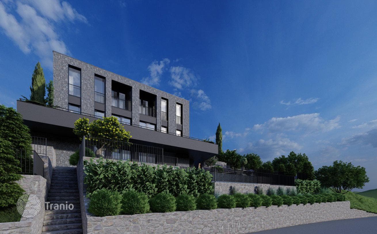 676 m² Land Plot with Sea View in Kamenovo, Budva