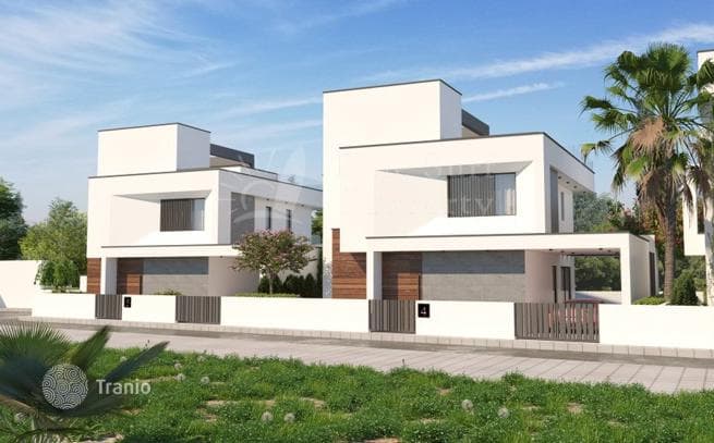 3-Bedroom Villa with Private Pool and Roof Terrace in Ayia Triada, Limassol, photo 2