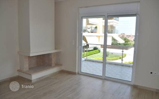 Apartment with Garden in Modern Building in Athens, photo 3
