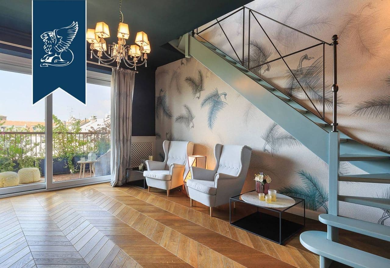 5-Bedroom Apartment in Milan, photo 5