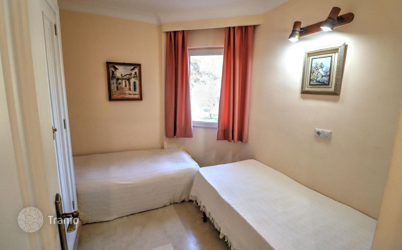 2-Bedroom Apartment with Sea View in Peguera, Mallorca, photo 5