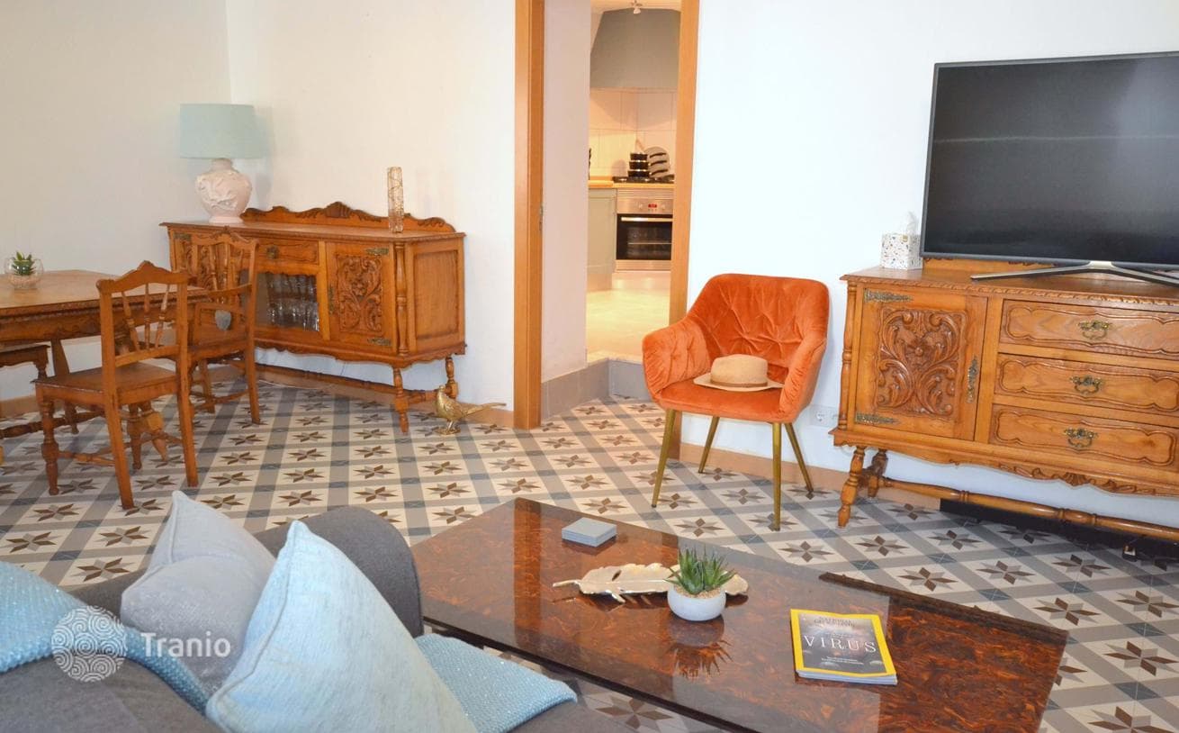 2-Bedroom Villa in Loule, Algarve, photo 5