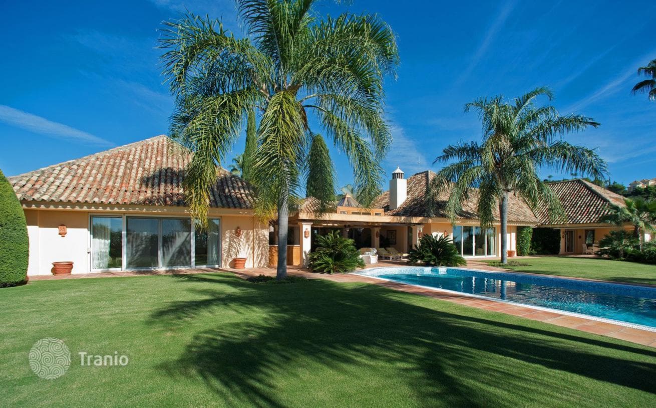 Classical Villa with Panoramic Sea Views in La Zagaleta, photo 3