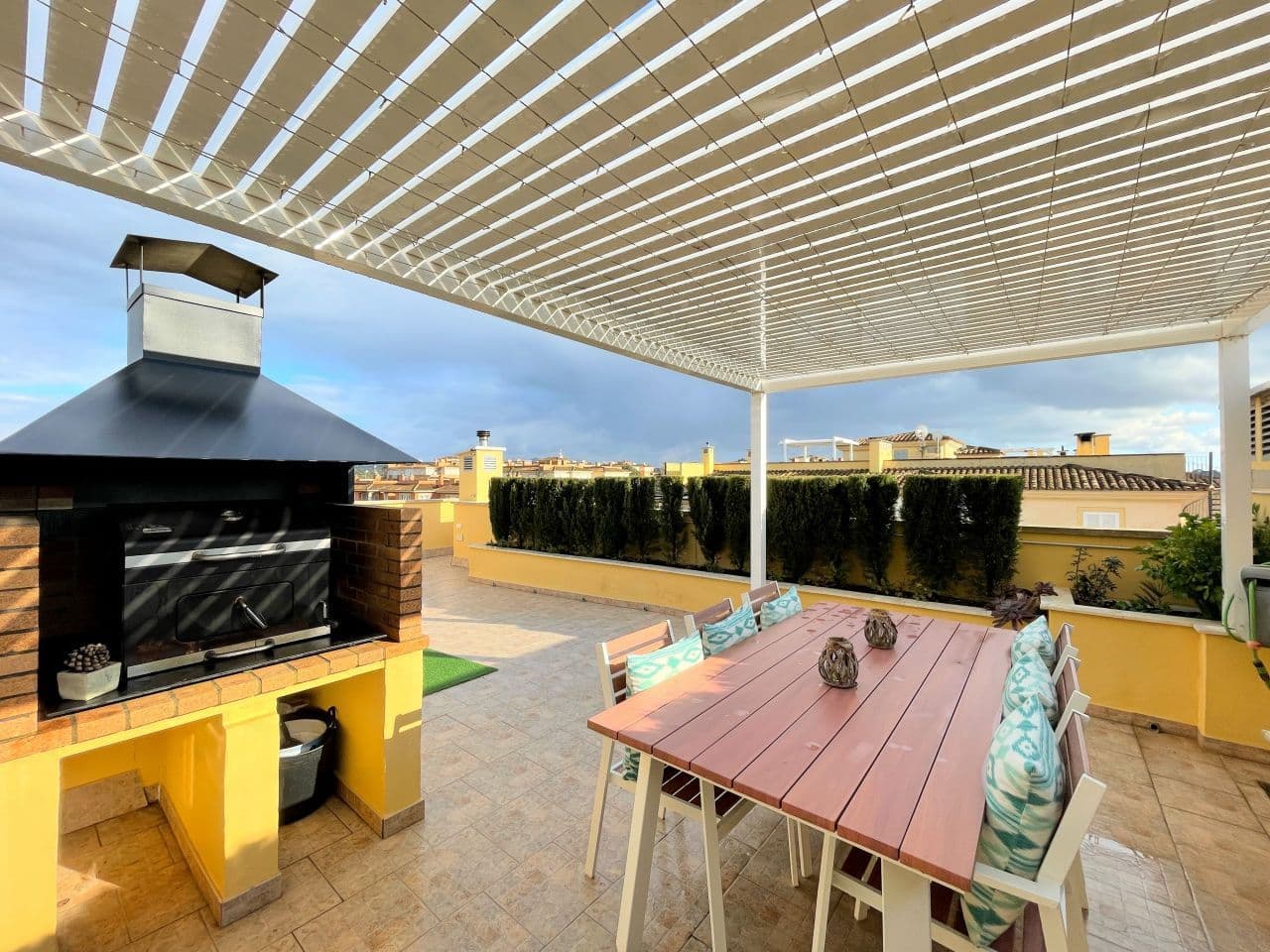 3-Bedroom Penthouse in Palma de Mallorca, photo 3