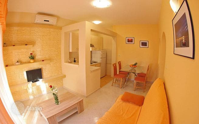 House with Terrace, Sauna and Large Plot Near the Beach in Zadar, photo 2