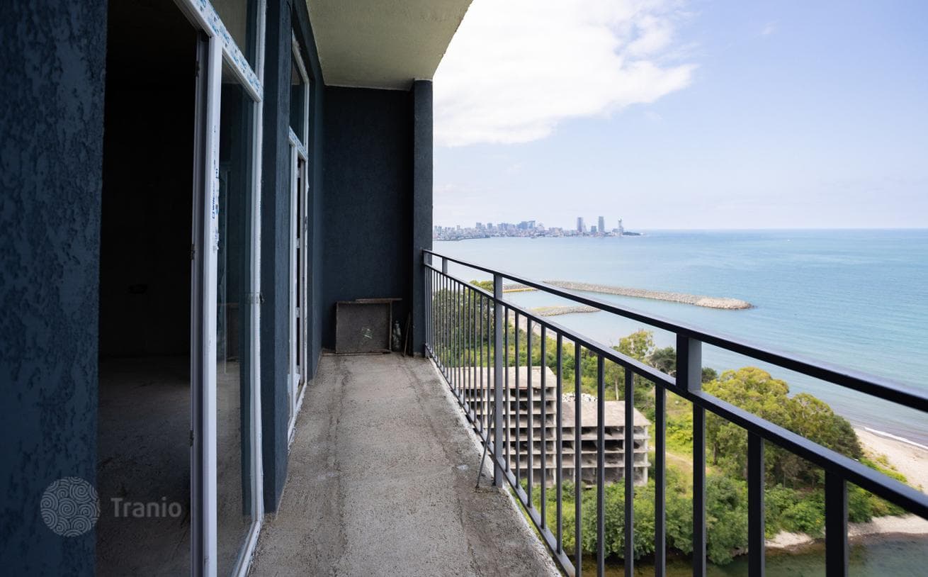 Studio Apartment with Sea View on Beachfront in Makhinjauri, photo 4
