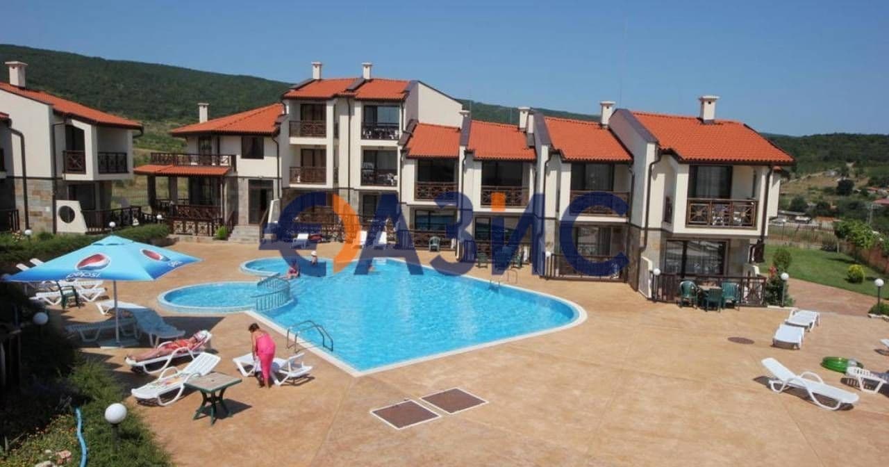 2-Bedroom Apartment in Kosharitsa, photo 4