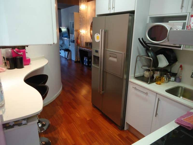 2-Bedroom Apartment in Barcelona, photo 3