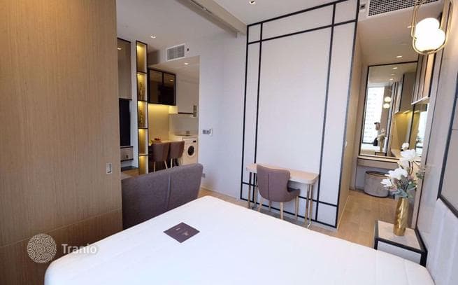 1-Bedroom Condo in Bang Rak, Bangkok