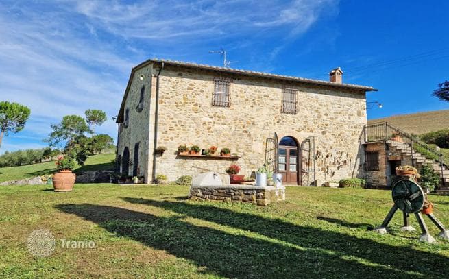 3-Bedroom Villa in Siena, Italy, photo 2