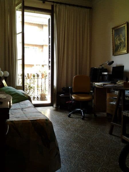 4-Bedroom Apartment in Barcelona, photo 4