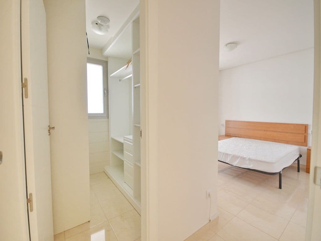 2-Bedroom Apartment in Villamartin, photo 4
