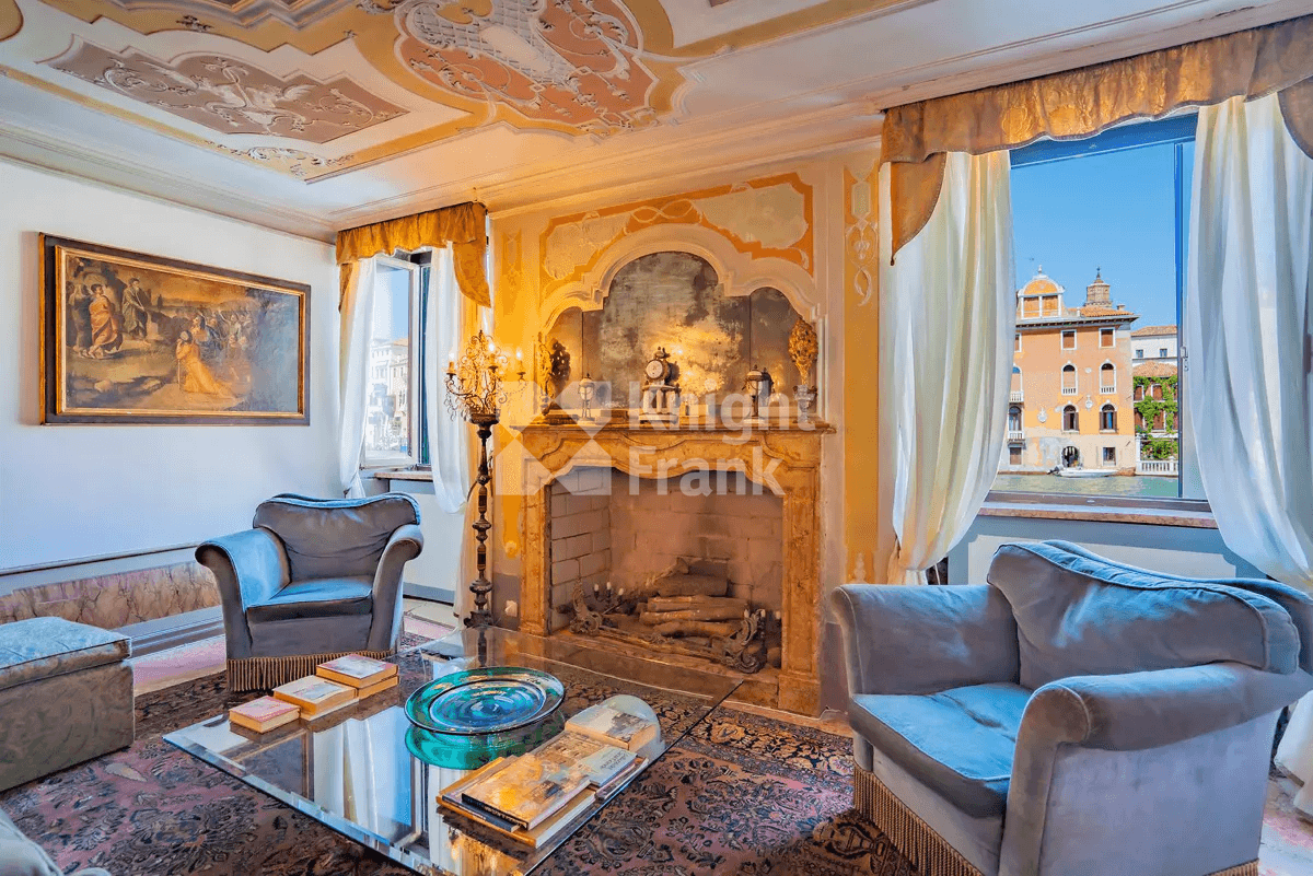 3-Bedroom Apartment in Venice, photo 2