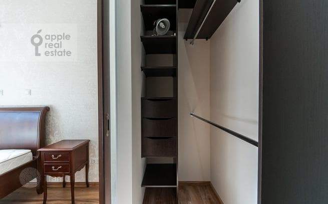1-Bedroom Apartment with Panoramic Balcony in Khamovniki, Moscow, photo 4