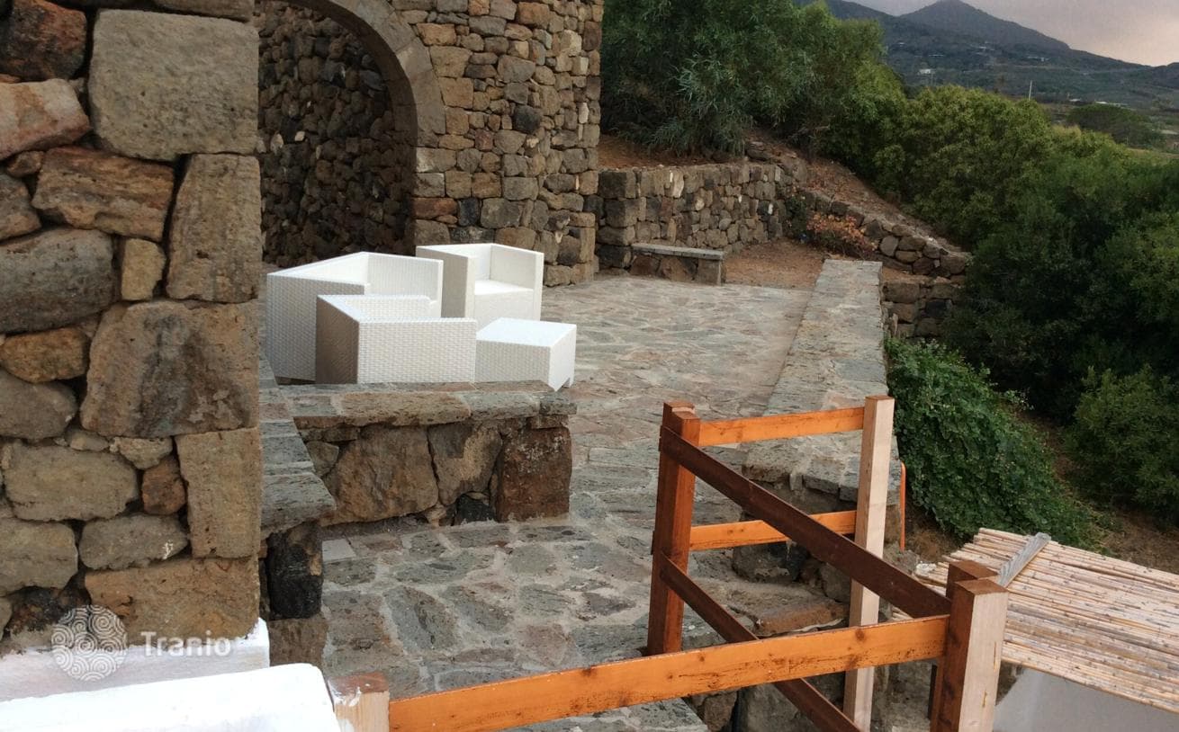 6-Bedroom Apartment in Trapani, photo 3