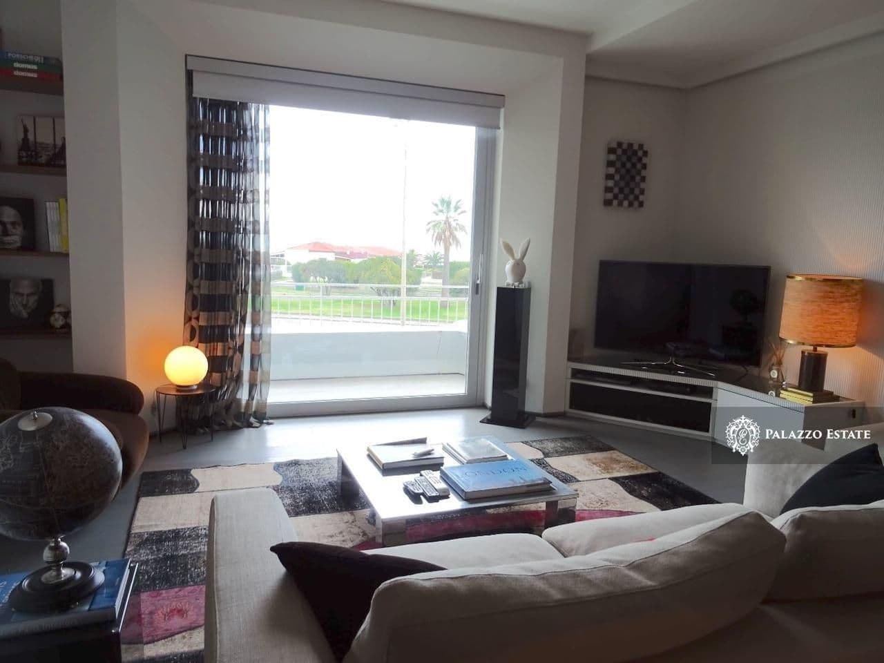 3-Bedroom Apartment in Viareggio, photo 4