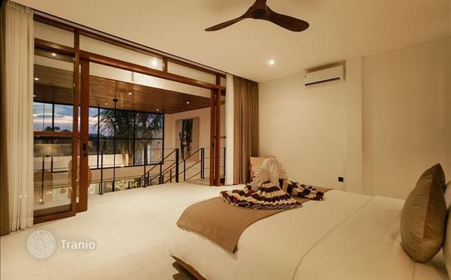 Furnished Villas with Private Pools and Ocean Views 200 m from the Beach in Bali, photo 3