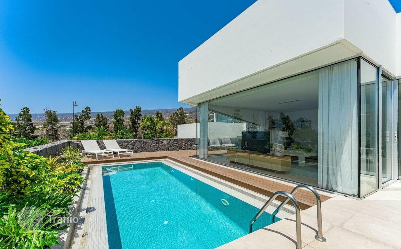 3-Bedroom Villa with Private Pool and Sea View in Guia de Isora, Tenerife, photo 2