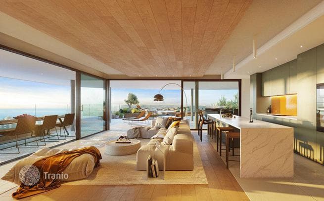 Penthouse with Sea View and Private Pool in Fuengirola