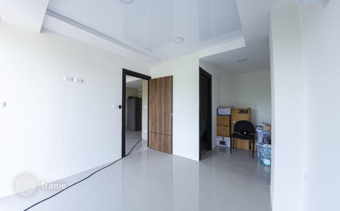 Studio Apartment with Pool View in Phuket City, Phuket, photo 4