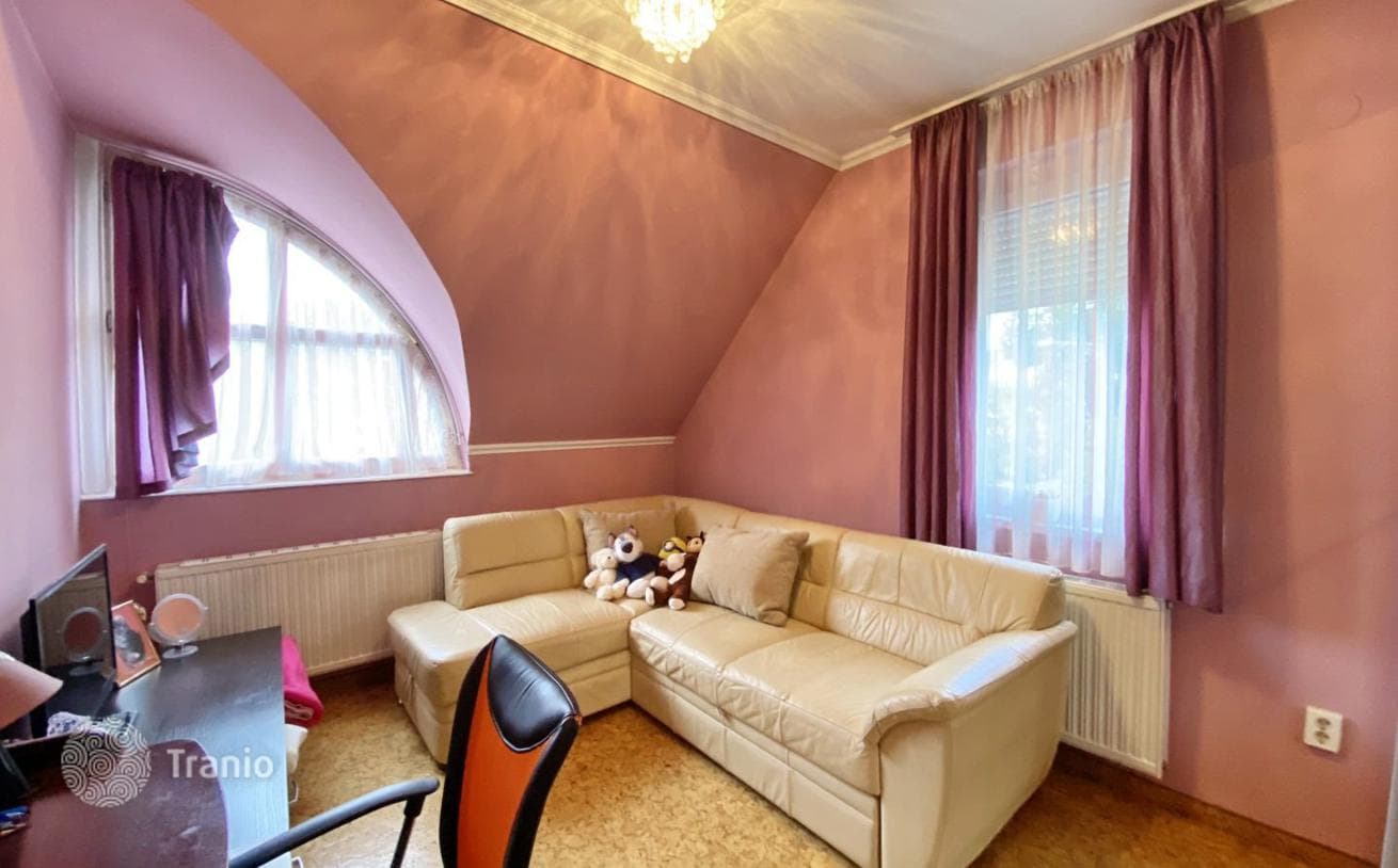 3-Bedroom Townhouse in Debrecen, Hungary, photo 5
