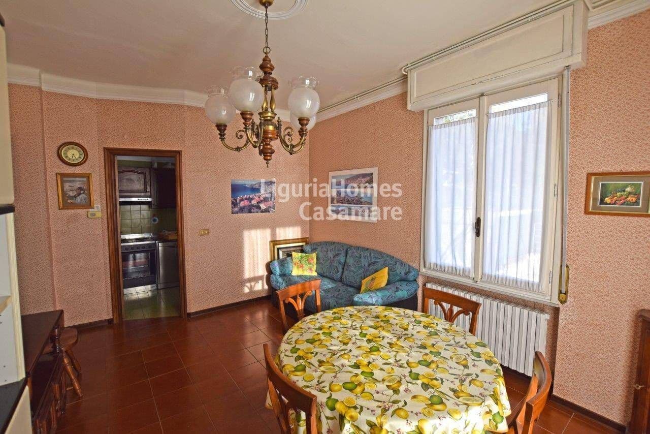 2-Bedroom Apartment in Ospedaletti, photo 5