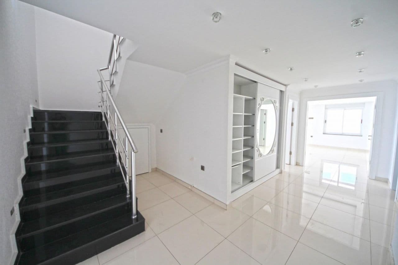 3-Bedroom Penthouse in Mahmutlar, Alanya, photo 3